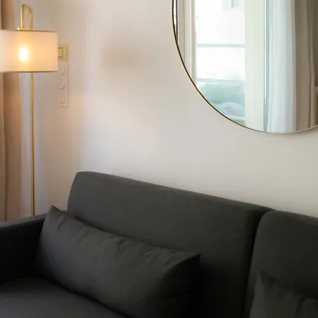 A4 Staywiz Us-2p Au Coeur De Les Pins 5min - Ac Balcon Apartment *