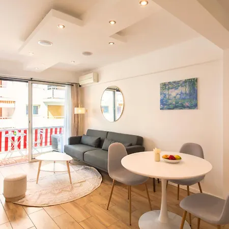 Apartment A4 Staywiz Us-2p Au Coeur De Les Pins 5min - Ac Balcon